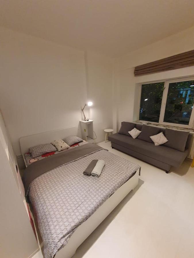 Downtown Piata Universitate Apartments Bucarest Esterno foto